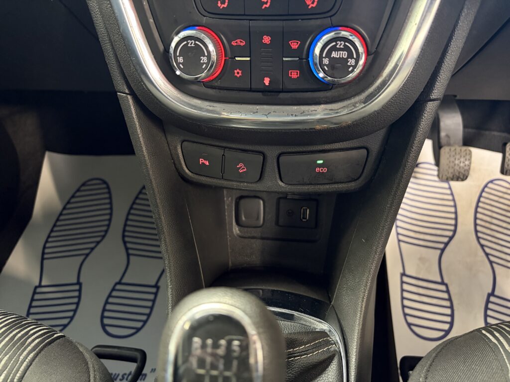 2014 Vauxhall Mokka 1.7 CDTi Exclusiv 2WD Euro 5 (s/s) 5dr