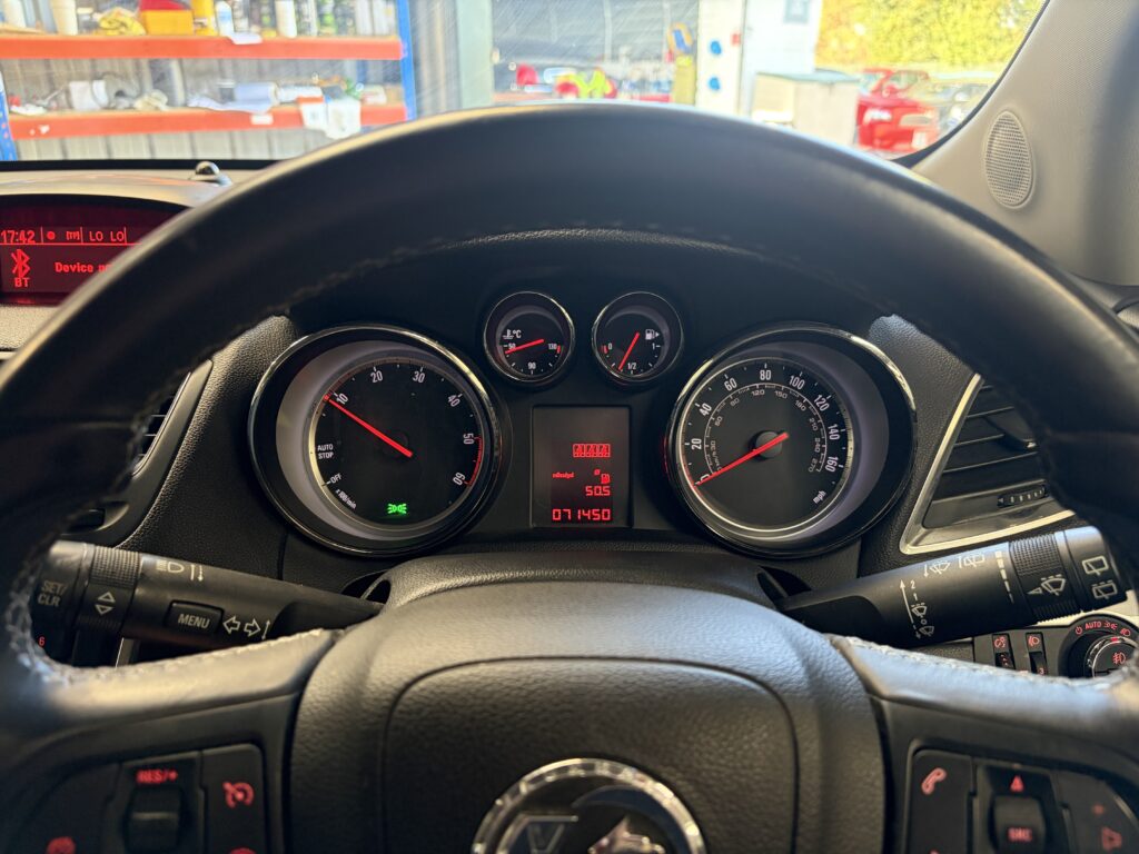 2014 Vauxhall Mokka 1.7 CDTi Exclusiv 2WD Euro 5 (s/s) 5dr